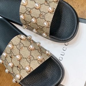 Gucci Slides size 7